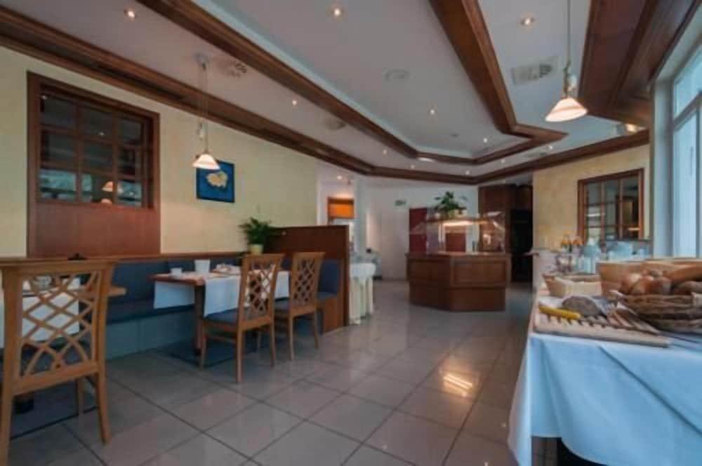 Albhotel Fortuna Riederich Eksteriør billede